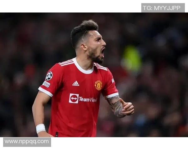 塞维利亚宣布签下前曼联边锋佩雷拉,球队实力大幅提升