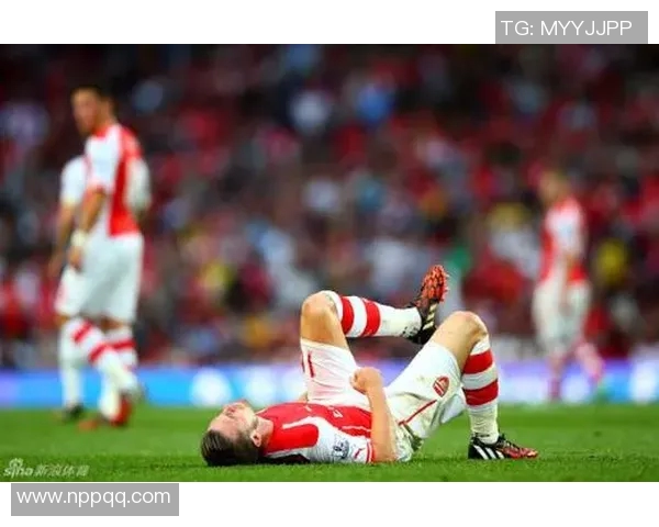 拉姆塞将因伤缺席关键比赛，球队备战计划受挑战