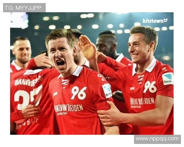 雷根斯堡德乙夺冠，成功升级德甲联赛！